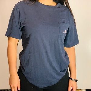 Tshirt vineyard vines.